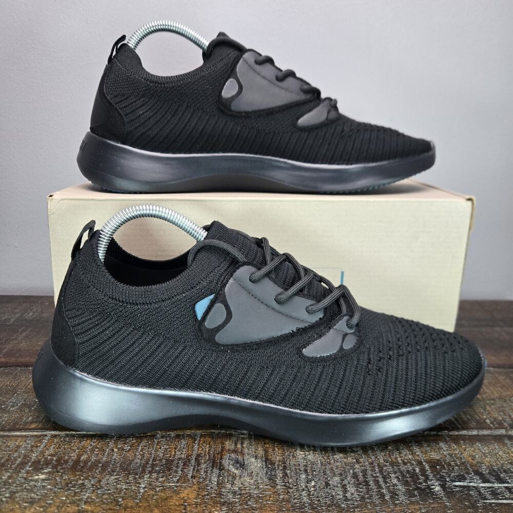NEW Vessi Everyday Move Sneaker Womens Size 5 Waterproof Shoes Onyx Black Black